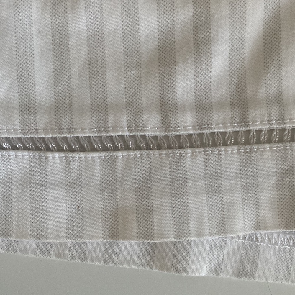 Calvin Klein Striped Embroidered Shorts Size 2 Cotton Blend White Light Gray - Picture 7 of 11